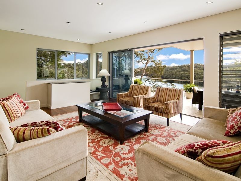 327 Edinburgh Road, Castlecrag NSW 2068