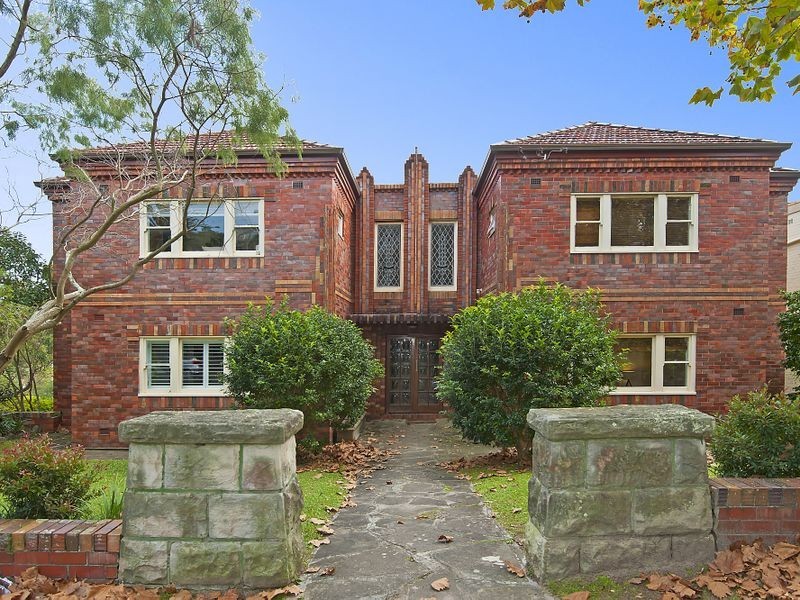 2/11 Bapaume Road, Mosman NSW 2088