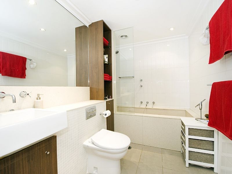 9/66 Bent Street, Neutral Bay NSW 2089