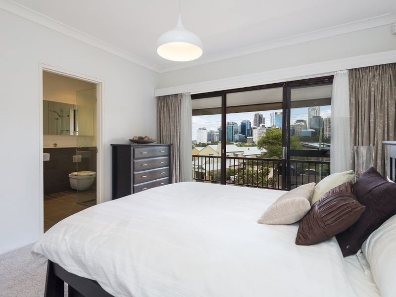 1/85 Ben Boyd Road, Neutral Bay NSW 2089