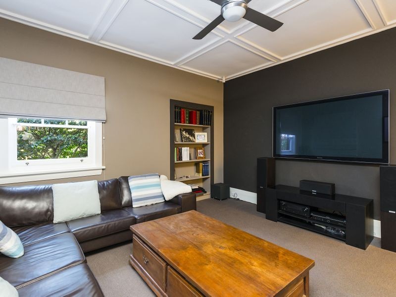 11 Whiting Beach Road, Mosman NSW 2088