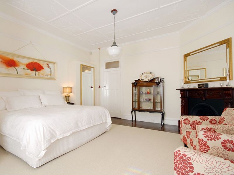 4 Holdsworth Avenue, St Leonards NSW 2065