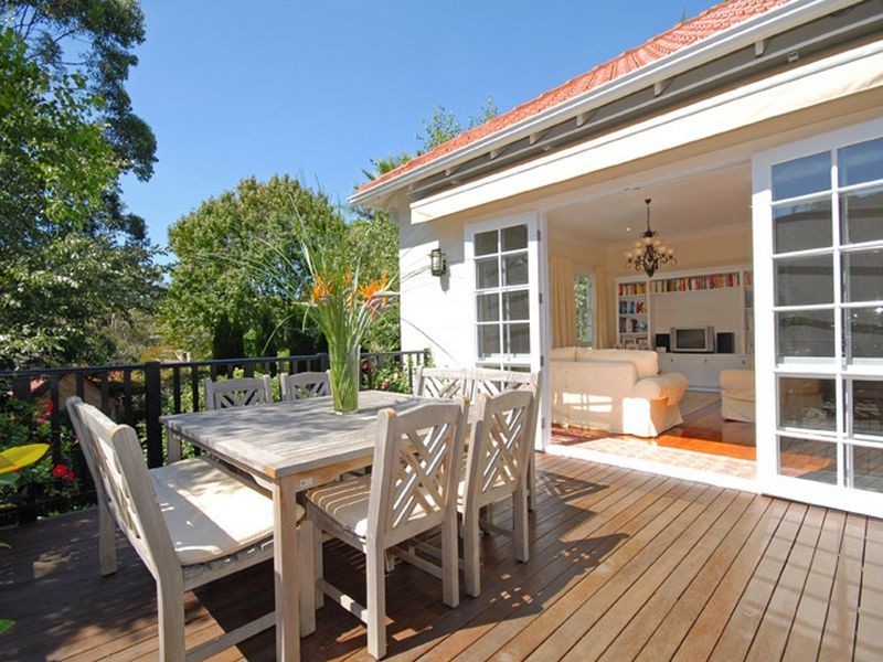 4 Holdsworth Avenue, St Leonards NSW 2065
