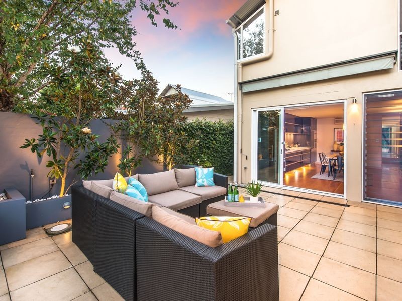 222 West Street, Crows Nest NSW 2065