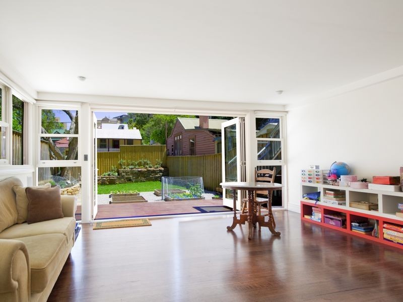 74 Bank Street, Mcmahons Point NSW 2060