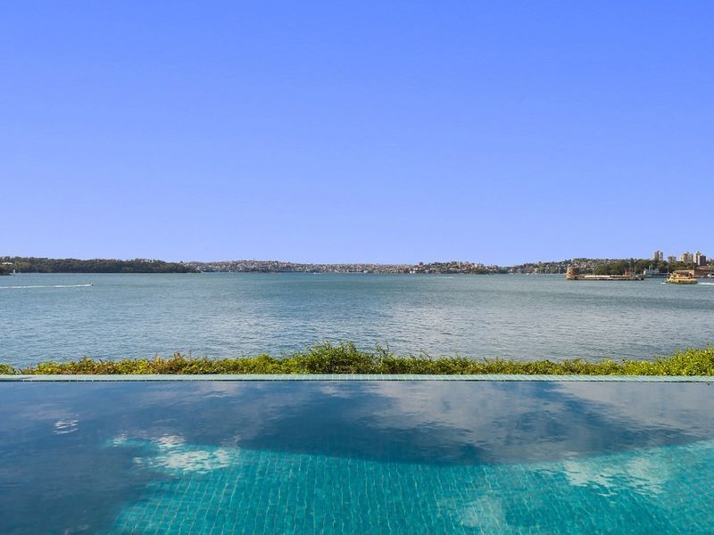 11 Holbrook Avenue, Kirribilli NSW 2061