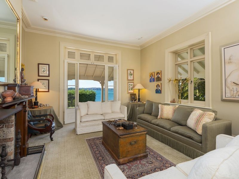 11 Holbrook Avenue, Kirribilli NSW 2061