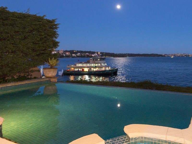 11 Holbrook Avenue, Kirribilli NSW 2061