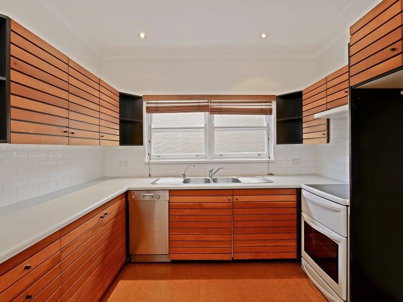 A & B & Flat/161 Eastern Valley Way, Middle Cove NSW 2068