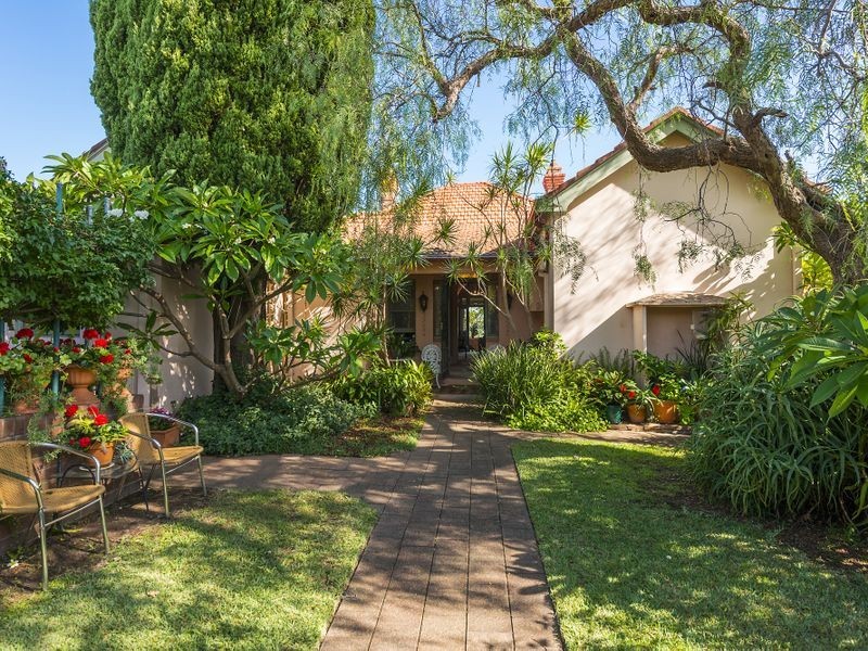 9 Greens Drive, Cammeray NSW 2062