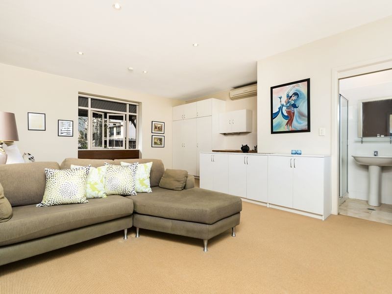 103 Union Street, Mcmahons Point NSW 2060