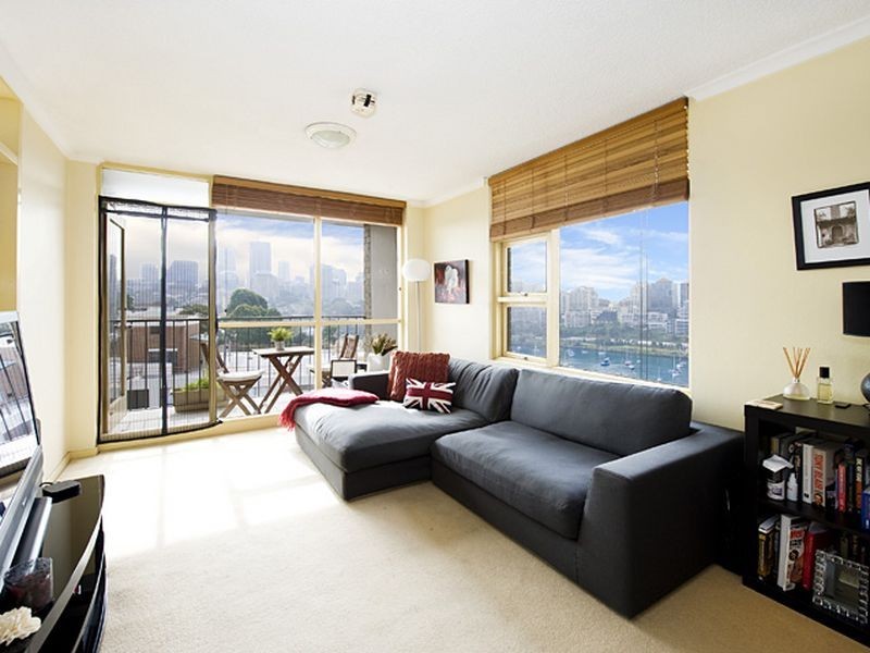 108/2 East Crescent Street, Mcmahons Point NSW 2060