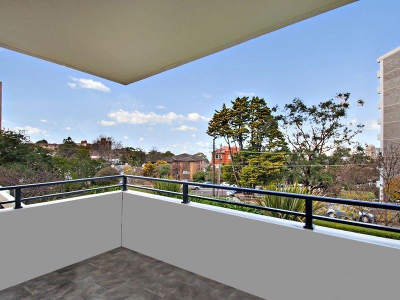 2/2-4 Highview Avenue, Neutral Bay NSW 2089