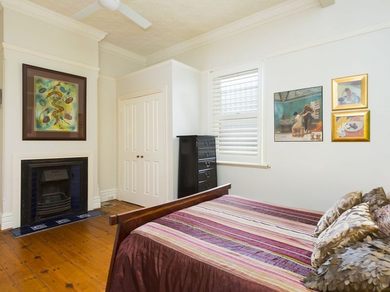 127 Carabella Street, Kirribilli NSW 2061