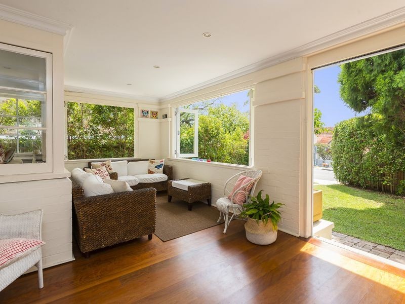 52a Middle Head Road, Mosman NSW 2088