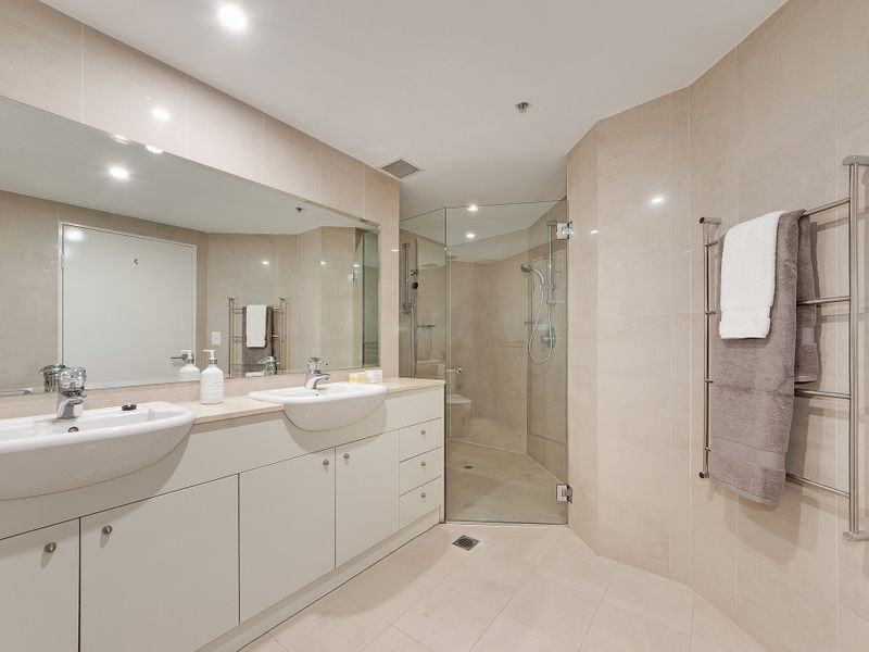 2102/38 Alfred Street, Milsons Point NSW 2061