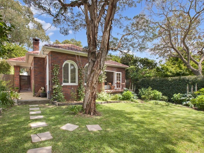 11 Barwon Road, Lane Cove NSW 2066