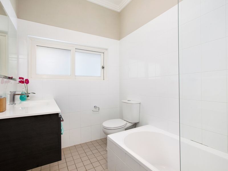 11 Barwon Road, Lane Cove NSW 2066