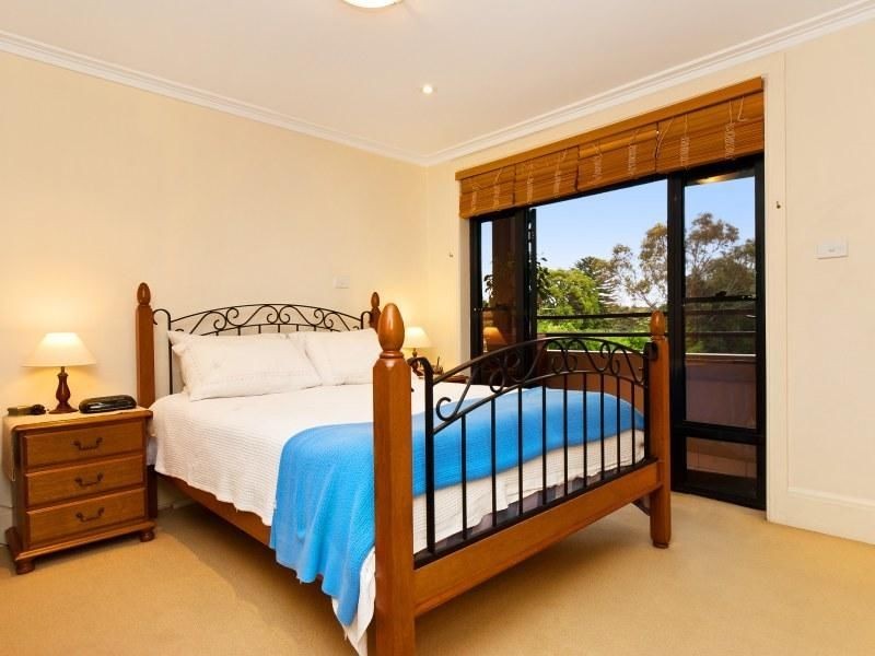 2/11 Moodie Street, Cammeray NSW 2062