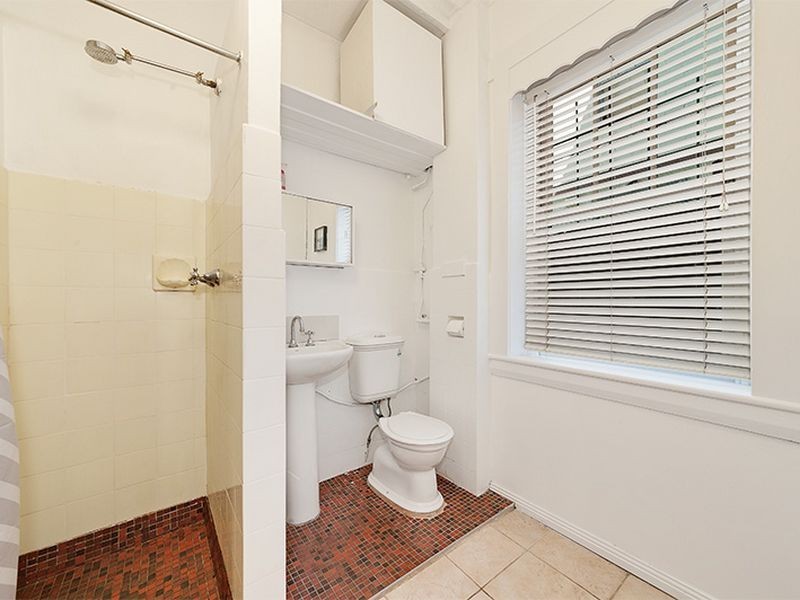 8/23 Waiwera Street, Mcmahons Point NSW 2060