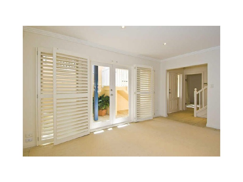 2 Holt Avenue, Mosman NSW 2088