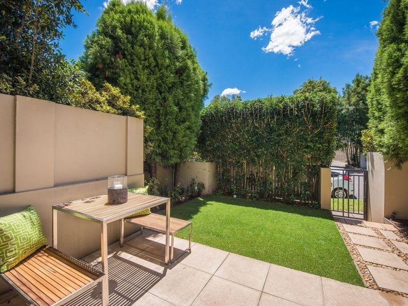 2/11 Moodie Street, Cammeray NSW 2062