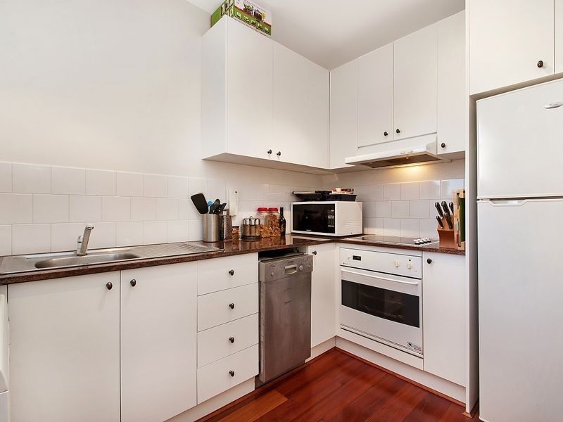 8/98 Ben Boyd Road, Neutral Bay NSW 2089