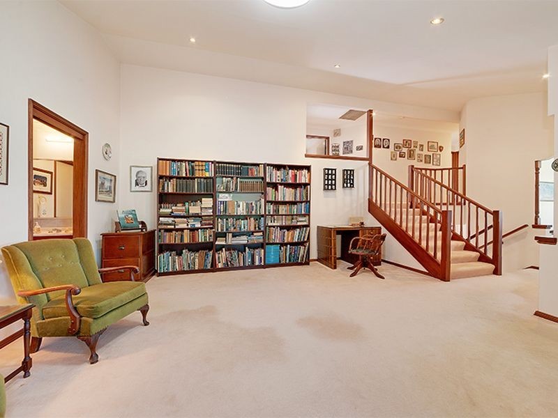 27 Lady Penrhyn Drive, Beacon Hill NSW 2100