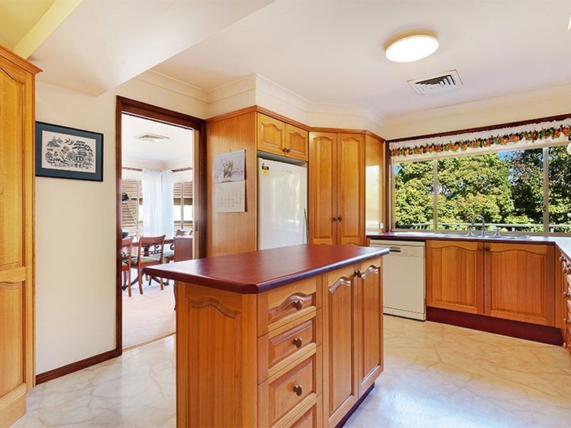 27 Lady Penrhyn Drive, Beacon Hill NSW 2100