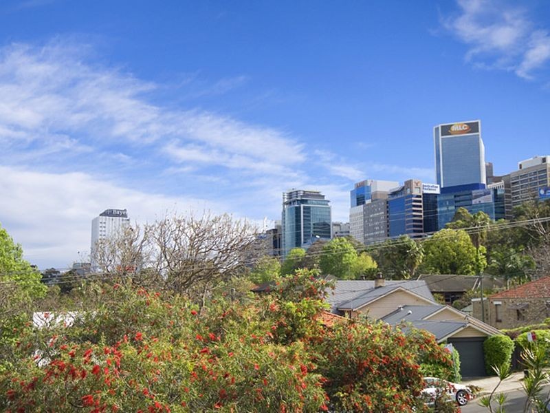 2/16 Eaton Street, Neutral Bay NSW 2089