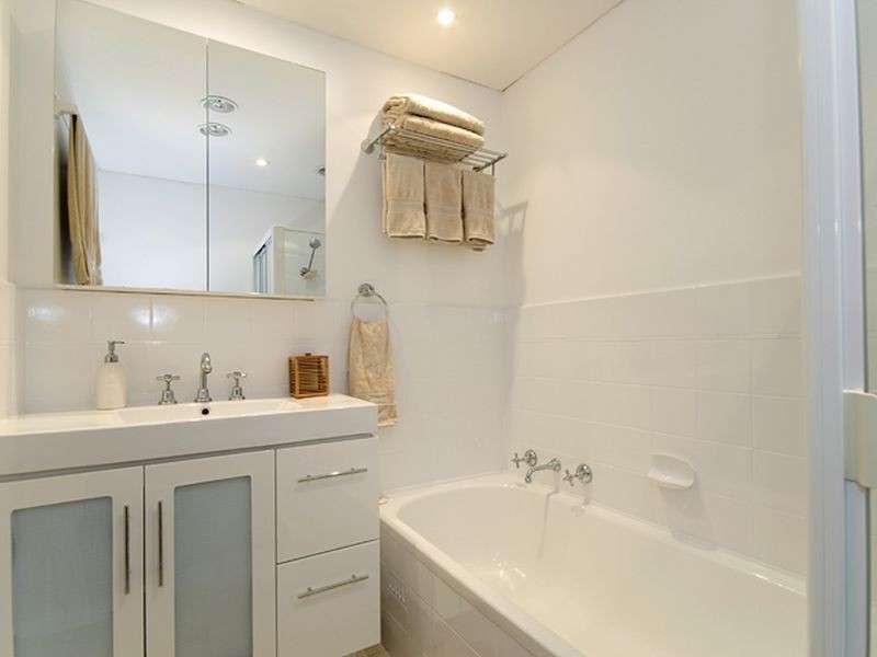 2/16 Eaton Street, Neutral Bay NSW 2089