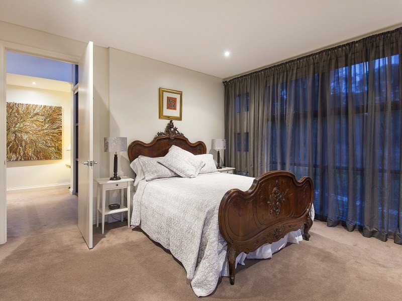 15 Whiting Beach Road, Mosman NSW 2088