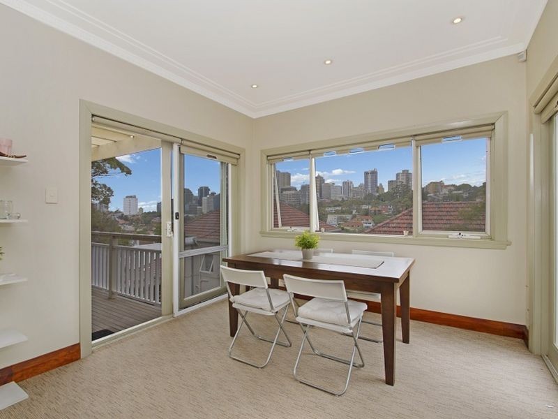 2/21 Montpelier Street, Neutral Bay NSW 2089