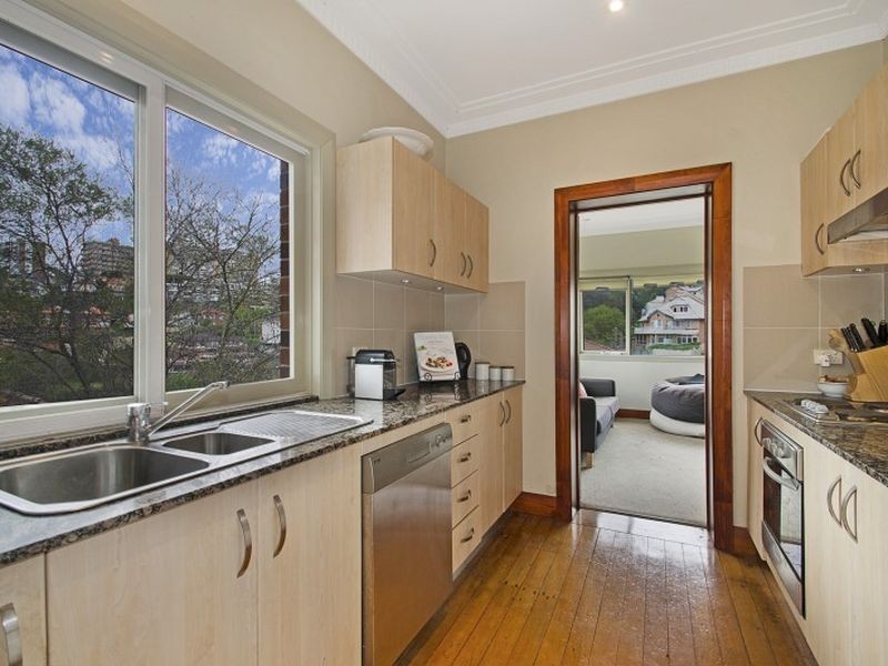 2/21 Montpelier Street, Neutral Bay NSW 2089