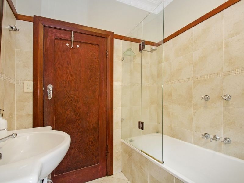 2/21 Montpelier Street, Neutral Bay NSW 2089
