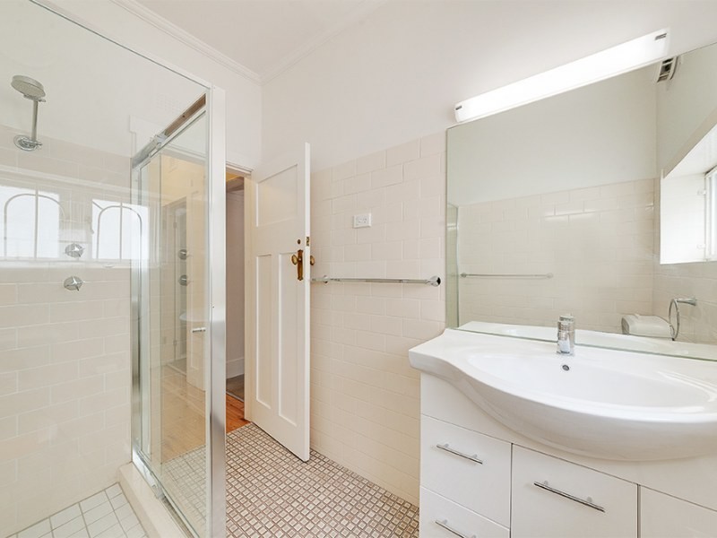 2/65 Mandolong Road, Mosman NSW 2088