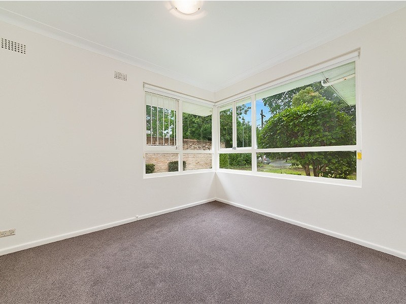 33 Greendale Avenue, Pymble NSW 2073