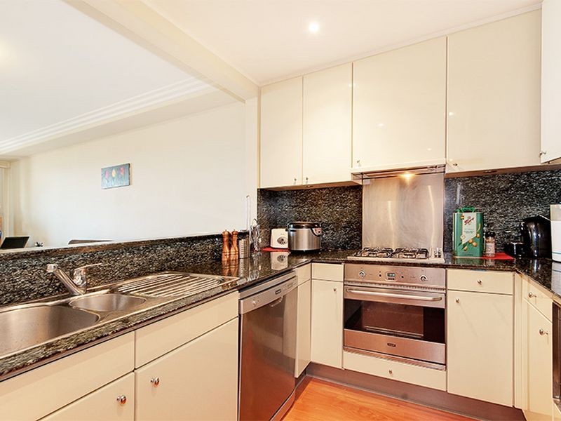 8C/70 Alfred Street, Milsons Point NSW 2061