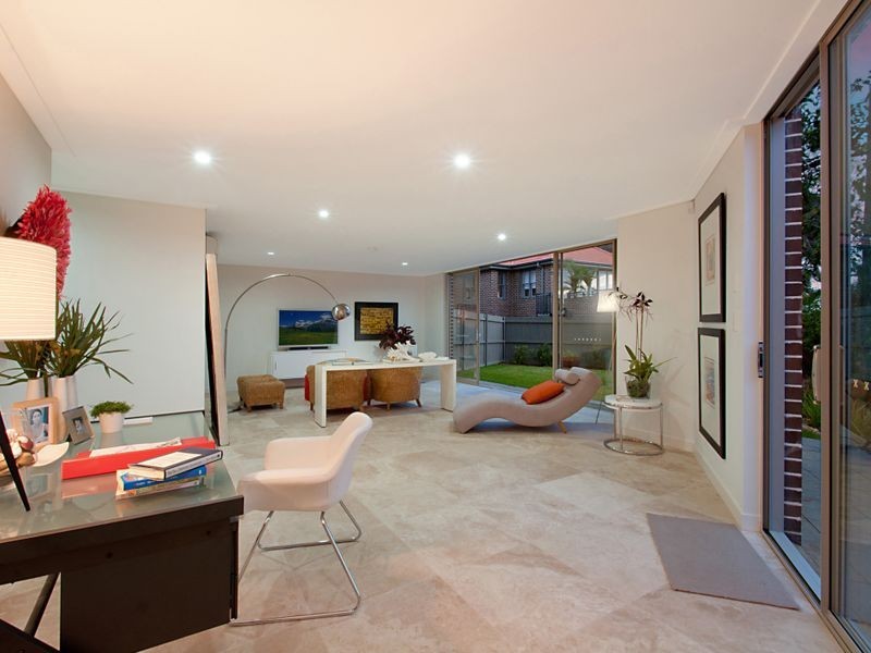 9 Commodore Street, Mcmahons Point NSW 2060