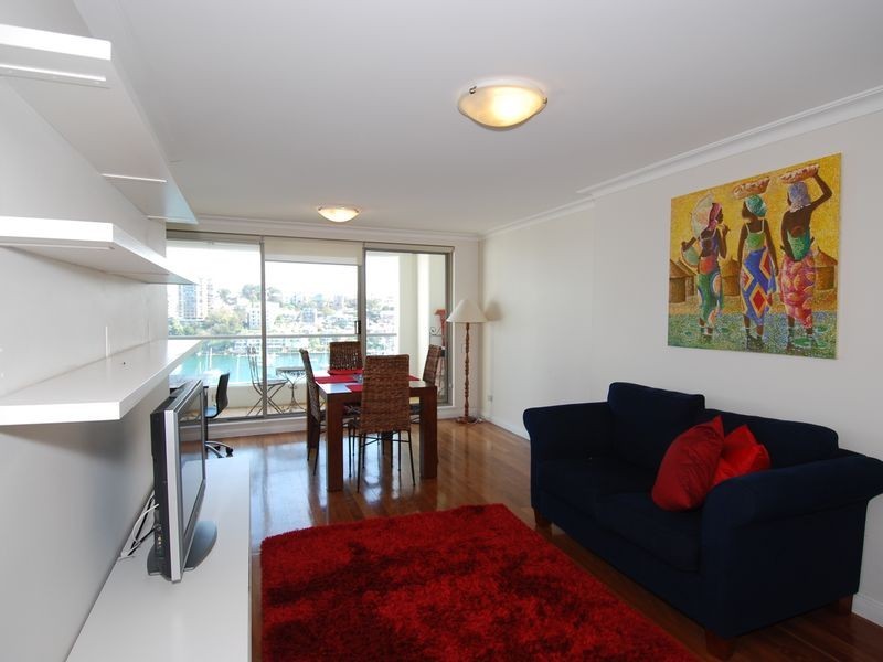 702/12 Glen Street, Milsons Point NSW 2061