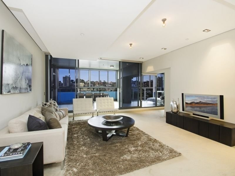 202/8 Glen Street, Milsons Point NSW 2061
