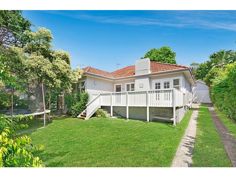 22A Arthur Street, Dee Why NSW 2099