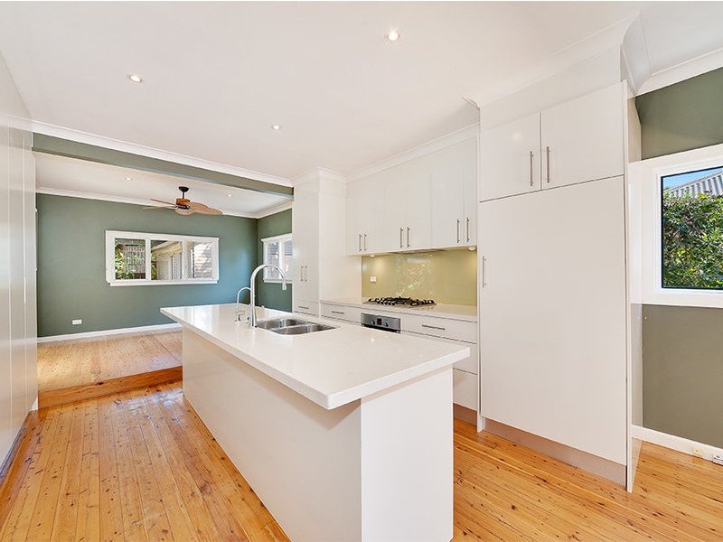 22A Arthur Street, Dee Why NSW 2099