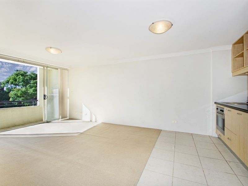 8/19A Young Street, Neutral Bay NSW 2089