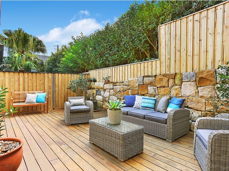 4 Warung Street, Mcmahons Point NSW 2060