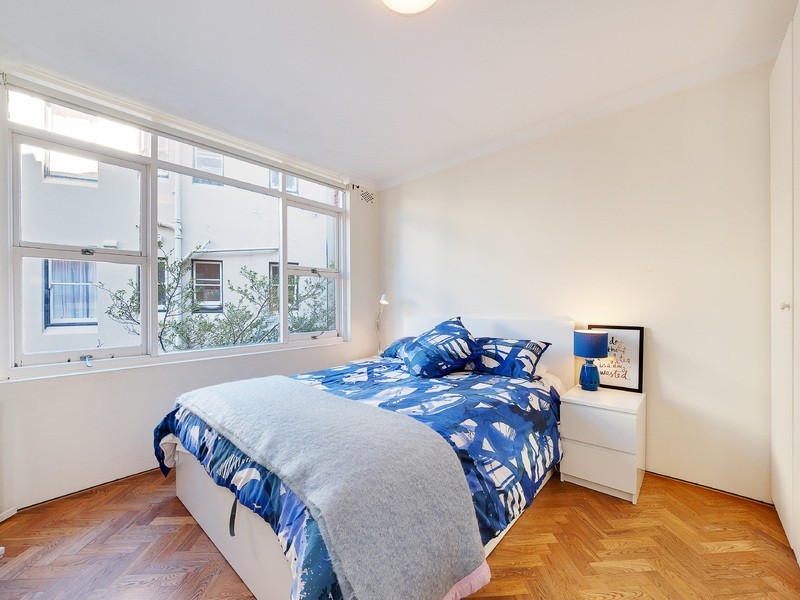 2/18 Carabella Street, Kirribilli NSW 2061