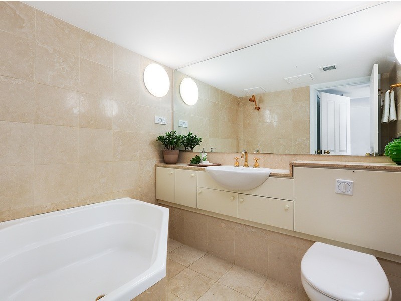 1103/12 Glen Street, Milsons Point NSW 2061