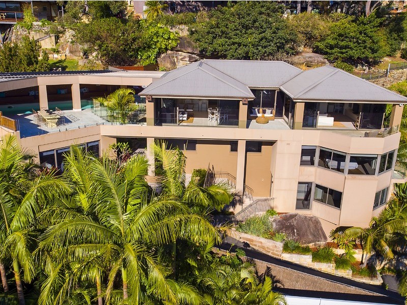 4 Monash Crescent, Clontarf NSW 2093