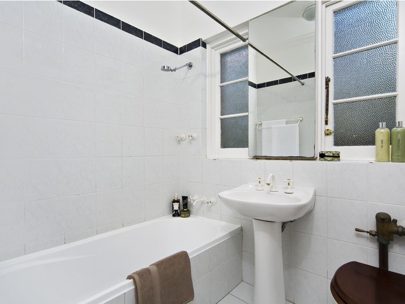 2/16a Thrupp Street, Neutral Bay NSW 2089