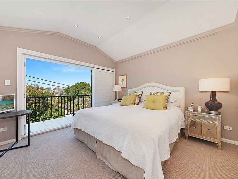 4 Penshurst Avenue, Neutral Bay NSW 2089
